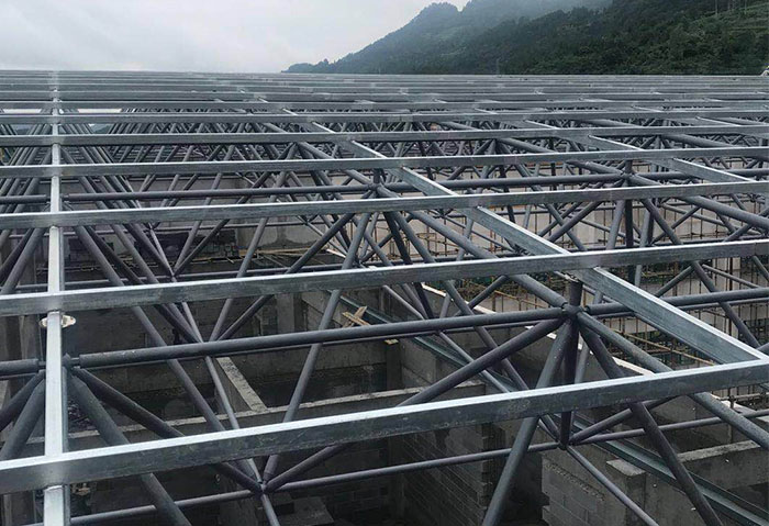 邳州仁怀冠英学校艺体楼网架